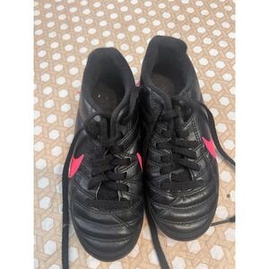 Soccer Girls Shoes Black Pink Nike Size 12c